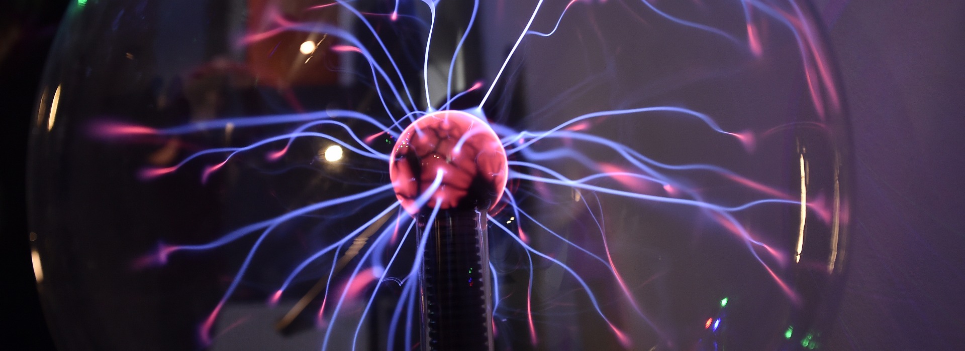 Tesla coil - physics experiment for children